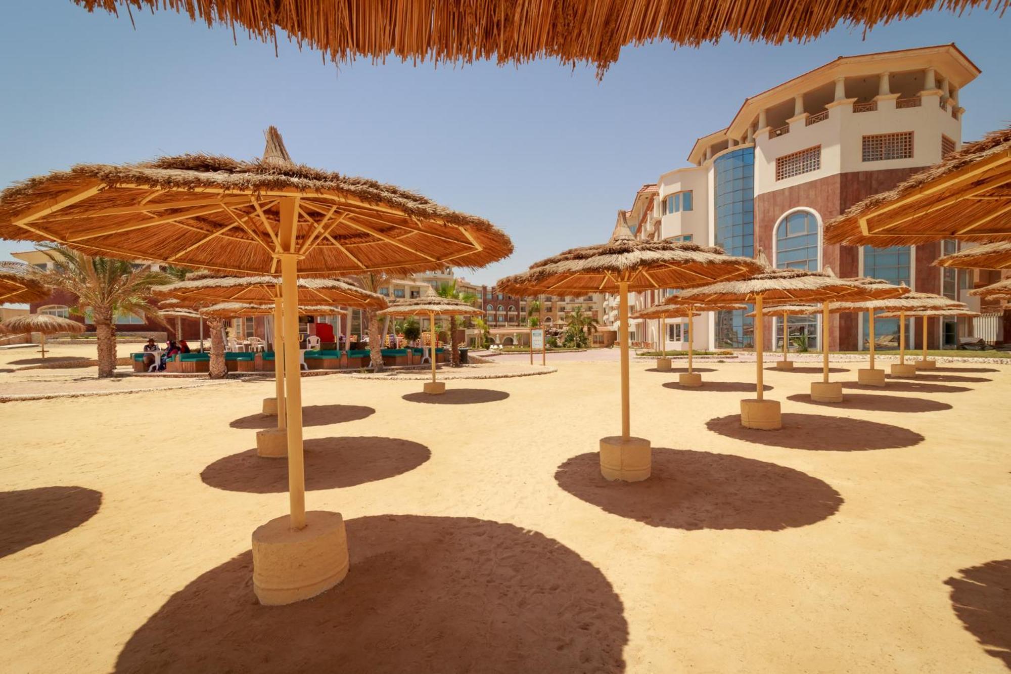 Royal Serviced Complex