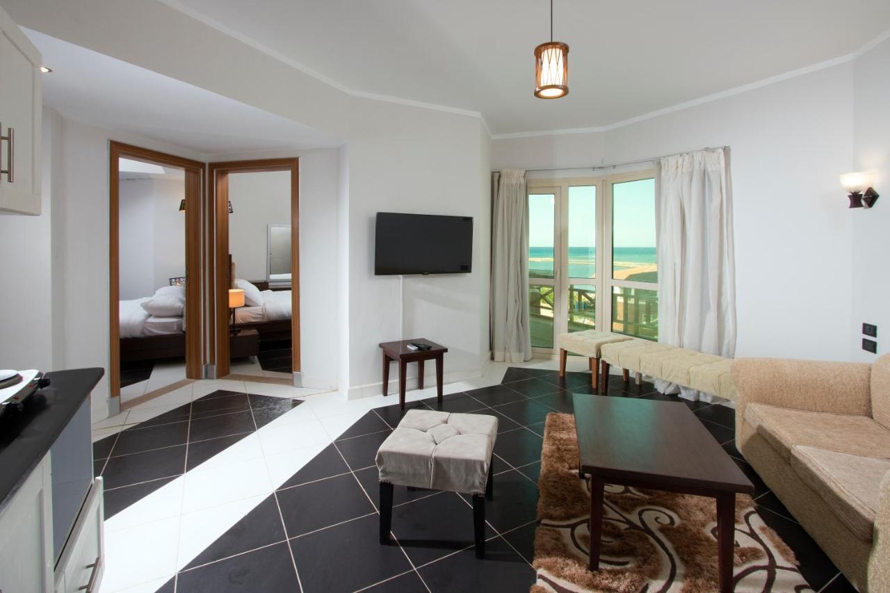 Resort Royal Serviced